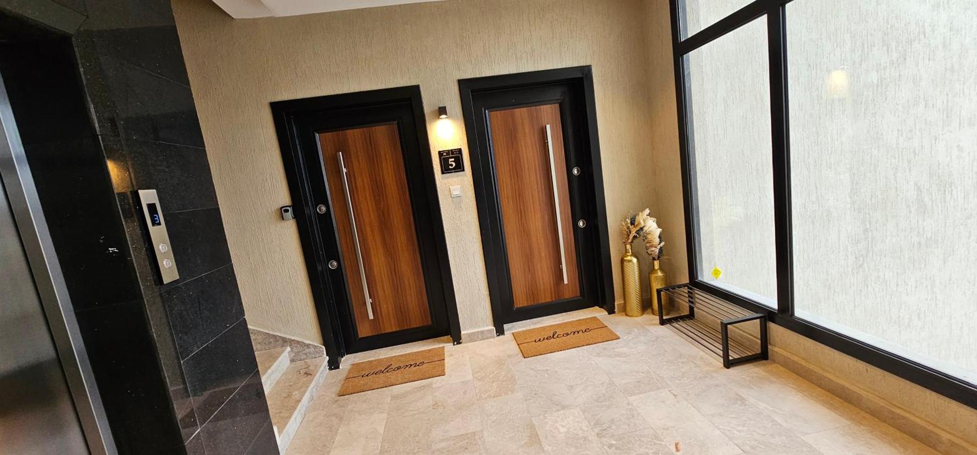 الشقق الفاخرة Modern Apartments Of 3 Bedrooms 5 Minutes To Haram Медина Экстерьер фото